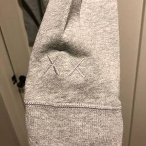 Uniqlo x KAWS Sweaters - Men’s BRAND NEW Uniqlo X KAWS SESAME STREET Uniqlo x KAWS Sweaters - Men’s BRAND NEW Uniqlo X KAWS SESAME STREET